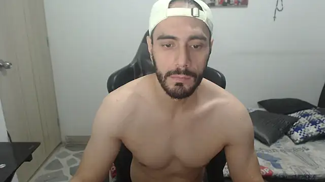 Snapshot of samuelgarcia_ chatting on 11/03/25, 10:16 samuelgarcia online show from 11/03/25, 10:16