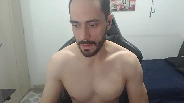 Snapshot of samuelgarcia_ chatting on 12/18/25, 07:36 samuelgarcia online show from 12/18/25, 07:36