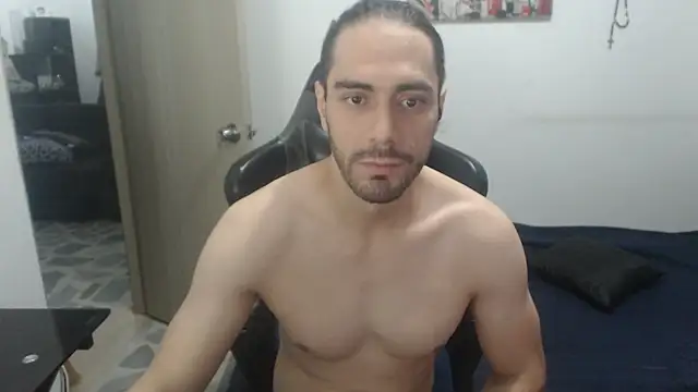 Snapshot of samuelgarcia_ chatting on 01/07/26, 09:23 samuelgarcia online show from 01/07/26, 09:23