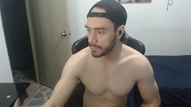 Snapshot of samuelgarcia_ chatting on 03/07/26, 10:23 samuelgarcia online show from 03/07/26, 10:23