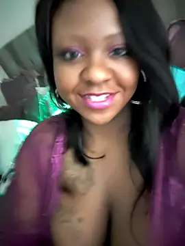 Snapshot of 6lue6a6y69 chatting on 02/15/25, 10:22 6lue6a6y69 online show from 02/15/25, 10:22