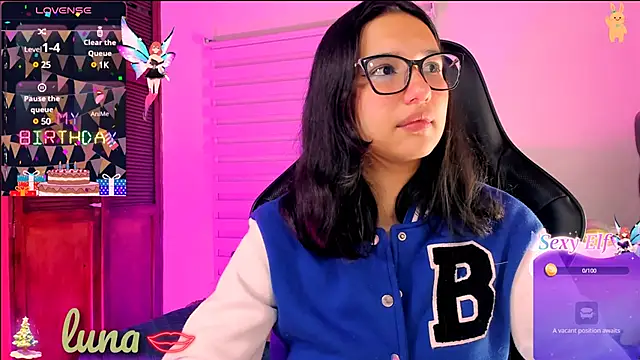 Luniverse online show from 01/04/25, 11:17