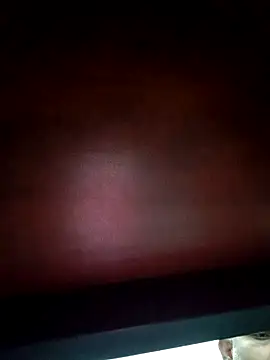 Snapshot of tz143143 chatting on 12/25/24, 12:59 tz143143 online show from 12/25/24, 12:59