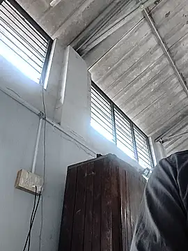 Snapshot of tz143143 chatting on 01/12/26, 11:48 tz143143 online show from 01/12/26, 11:48