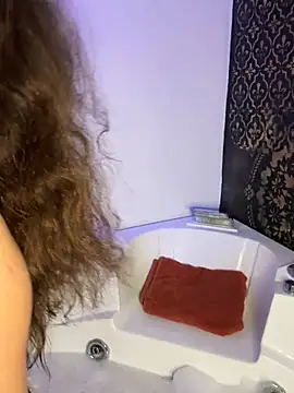 Marilyn La Rose online show from 03/05/26, 10:17