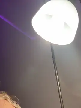 Snapshot of mollyxxx chatting on 02/08/26, 03:10 mollyxxx online show from 02/08/26, 03:10