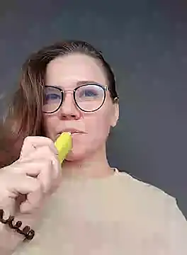 KellyKleine online show from 10/11/25, 03:21