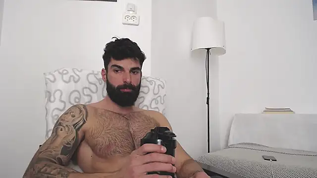 Verycutex online show from 03/10/25, 08:48