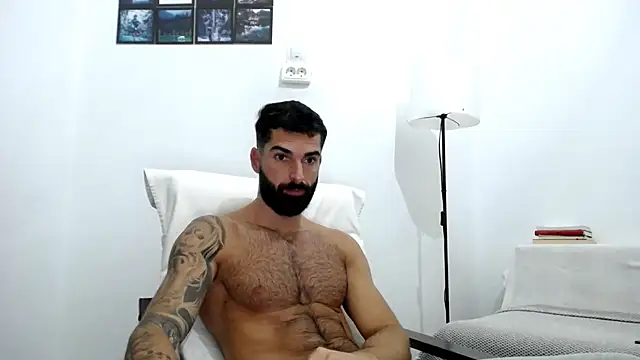 Verycutex online show from 10/08/25, 06:55