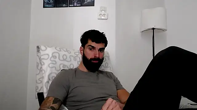 Verycutex online show from 12/02/25, 08:19