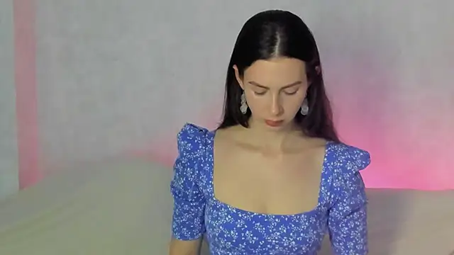 Teresa Hardly online show from 11/13/25, 08:19