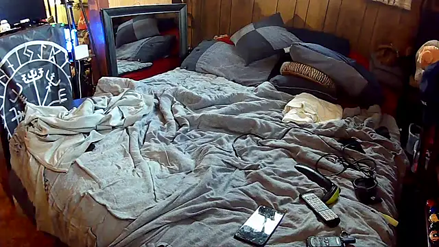 Snapshot of Makowboy chatting on 02/04/26, 10:47 Makowboy online show from 02/04/26, 10:47