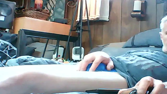 Snapshot of Makowboy chatting on 04/30/26, 07:53 Makowboy online show from 04/30/26, 07:53