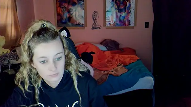 Snapshot of AsiaGoesPro chatting on 01/09/26, 05:15 AsiaGoesPro online show from 01/09/26, 05:15