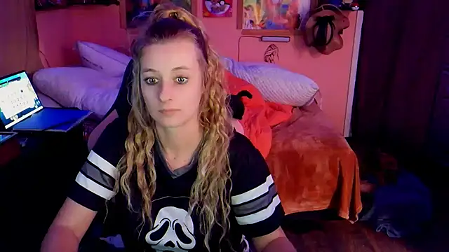 Snapshot of AsiaGoesPro chatting on 03/03/26, 01:45 AsiaGoesPro online show from 03/03/26, 01:45