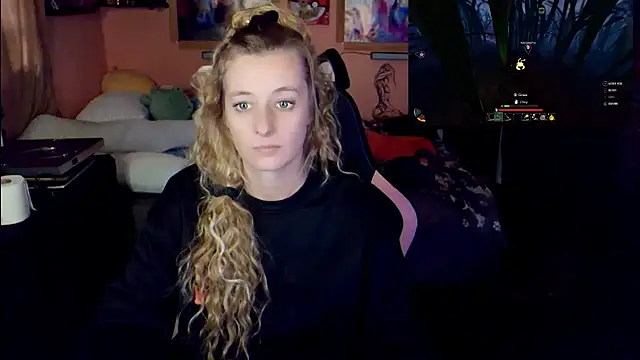 Snapshot of AsiaGoesPro chatting on 03/21/26, 01:05 AsiaGoesPro online show from 03/21/26, 01:05