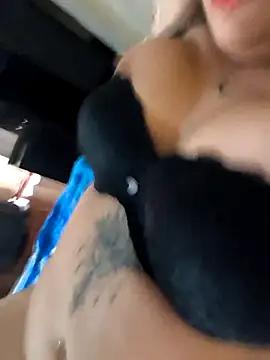 NIKOLE1301 online show from 11/28/25, 09:06