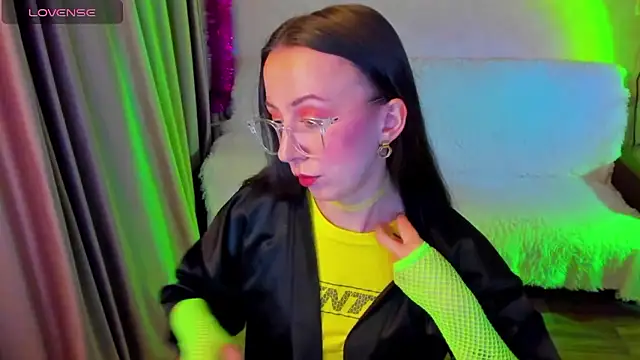 Snapshot of CurlySteph chatting on 01/08/26, 05:26 CurlySteph online show from 01/08/26, 05:26