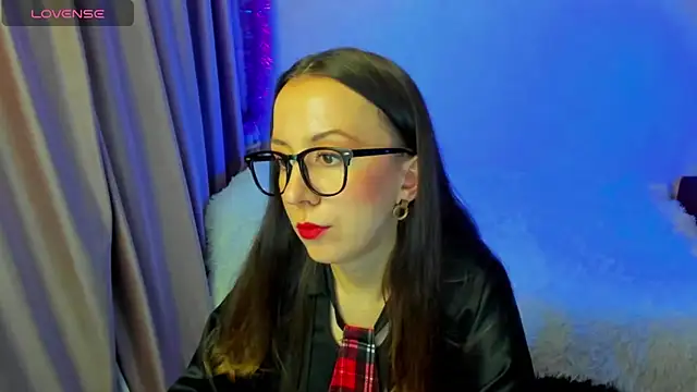 Snapshot of CurlySteph chatting on 01/17/26, 05:49 CurlySteph online show from 01/17/26, 05:49