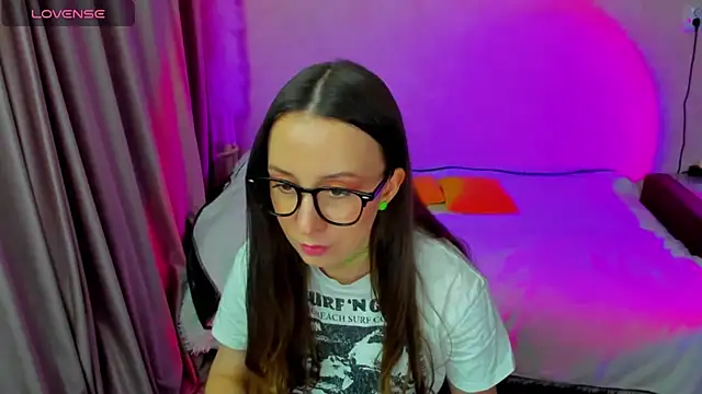 Snapshot of CurlySteph chatting on 02/18/26, 07:54 CurlySteph online show from 02/18/26, 07:54