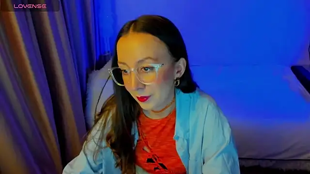 Snapshot of CurlySteph chatting on 03/17/26, 08:01 CurlySteph online show from 03/17/26, 08:01