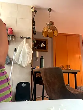 Snapshot of camelia3 chatting on 11/07/25, 01:33 camelia3 online show from 11/07/25, 01:33