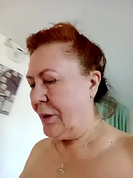 Hottie-Mom online show from 04/30/26, 06:31
