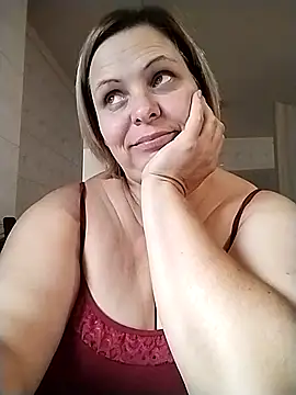 EvaCristal online show from 10/08/25, 06:11