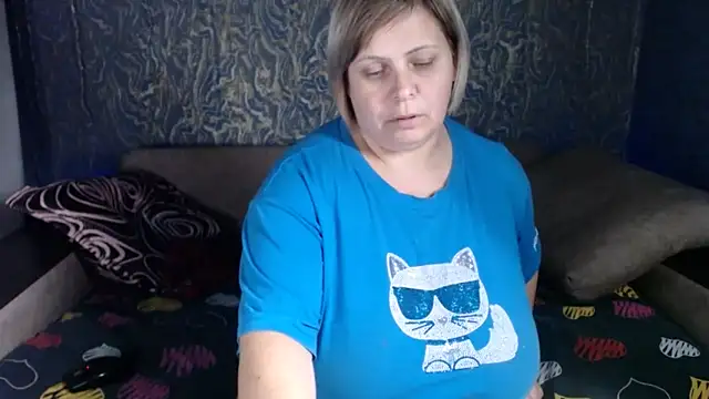 EvaCristal online show from 11/11/25, 06:41