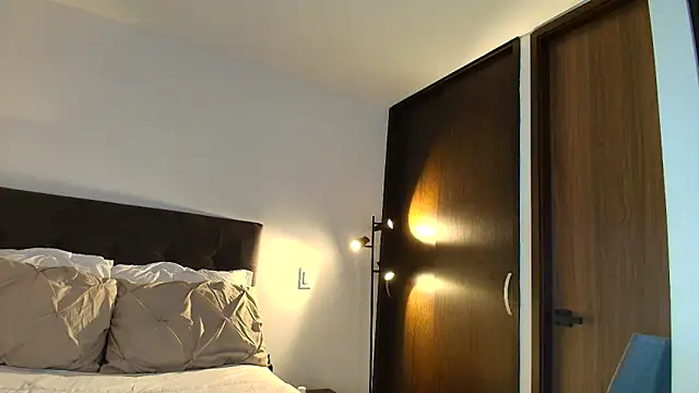 Kimy Angel online show from 05/27/26, 01:57
