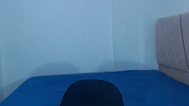 Valenntyna online show from 12/21/25, 07:21