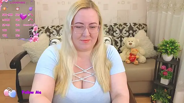 Ginesia online show from 02/19/25, 02:01