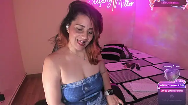 Snapshot of stefany_miller77 chatting on 02/14/25, 10:59 stefany miller77 online show from 02/14/25, 10:59