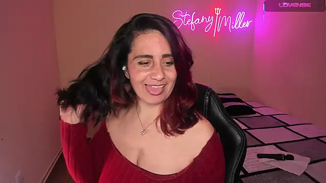Snapshot of stefany_miller77 chatting on 03/23/25, 12:15 stefany miller77 online show from 03/23/25, 12:15