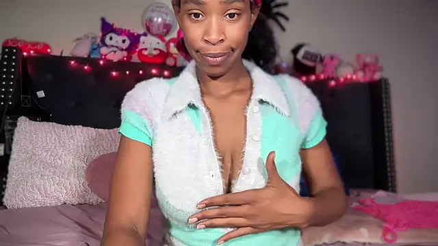 Cum2Charm online show from 10/28/25, 05:22