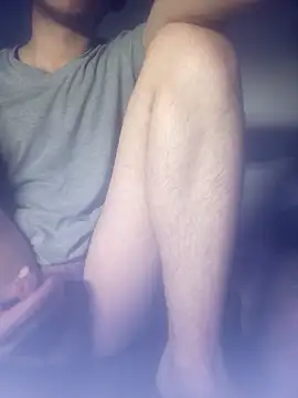 Snapshot of andres202028 chatting on 03/30/26, 12:33 andres202028 online show from 03/30/26, 12:33