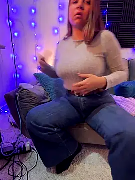 nurse becky online show from 12/15/25, 11:09