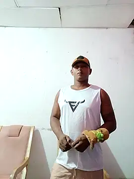 Snapshot of Palacin_Elpenon chatting on 11/05/25, 12:21 Palacin Elpenon online show from 11/05/25, 12:21