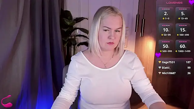 YolandaKiss online show from 02/22/25, 11:35