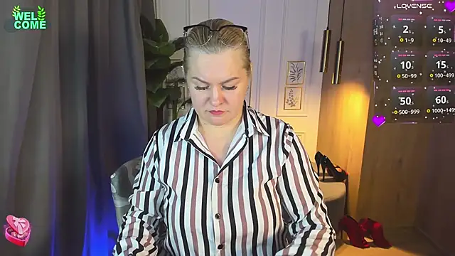 YolandaKiss online show from 03/20/25, 08:29