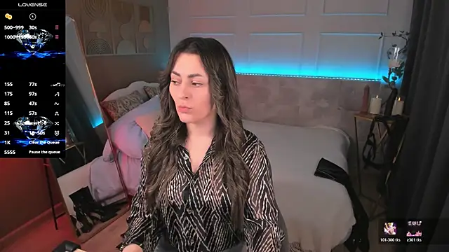 KylieMellow online show from 06/06/26, 05:45