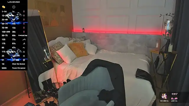 KylieMellow online show from 06/11/26, 05:27
