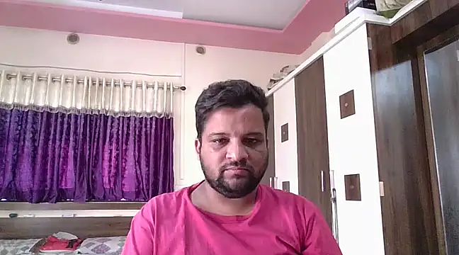 Snapshot of dhruv_love chatting on 02/10/25, 04:19 dhruv love online show from 02/10/25, 04:19