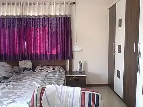 Snapshot of dhruv_love chatting on 12/16/25, 03:55 dhruv love online show from 12/16/25, 03:55