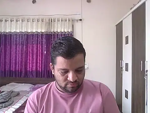 Snapshot of dhruv_love chatting on 02/13/26, 03:57 dhruv love online show from 02/13/26, 03:57