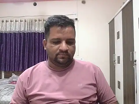 Snapshot of dhruv_love chatting on 02/24/26, 01:31 dhruv love online show from 02/24/26, 01:31