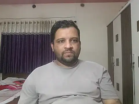 Snapshot of dhruv_love chatting on 04/02/26, 12:14 dhruv love online show from 04/02/26, 12:14