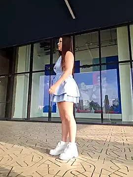 Alyshanon18 online show from 01/01/25, 09:41