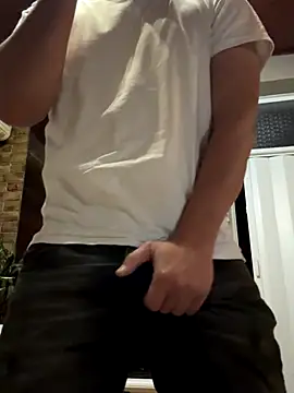 Snapshot of KriszianZaz chatting on 11/04/25, 09:14 KriszianZaz online show from 11/04/25, 09:14