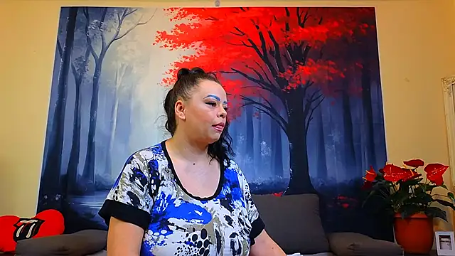 Snapshot of ElizabethEven chatting on 02/21/25, 05:13 ElizabethEven online show from 02/21/25, 05:13